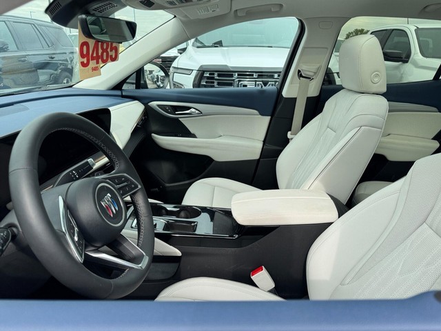 Buick Envision Vehicle Full-screen Gallery Image 14