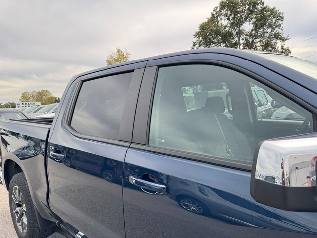 Chevrolet Silverado 1500 Vehicle Full-screen Gallery Image 10