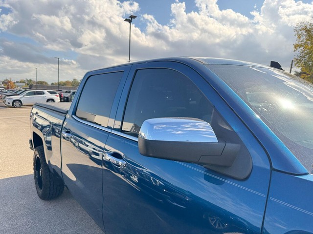 Chevrolet Silverado 1500 Vehicle Full-screen Gallery Image 09