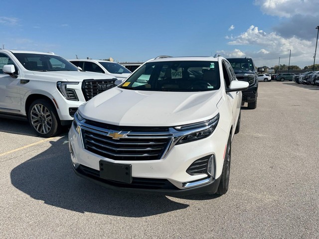 Chevrolet Equinox Vehicle Full-screen Gallery Image 02