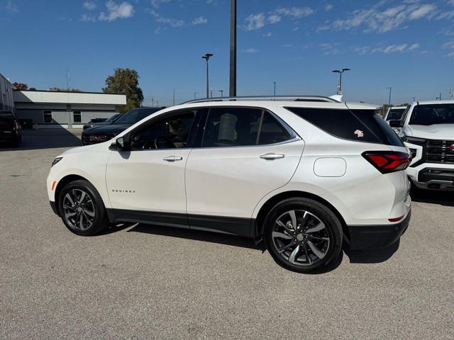 Chevrolet Equinox Vehicle Full-screen Gallery Image 15