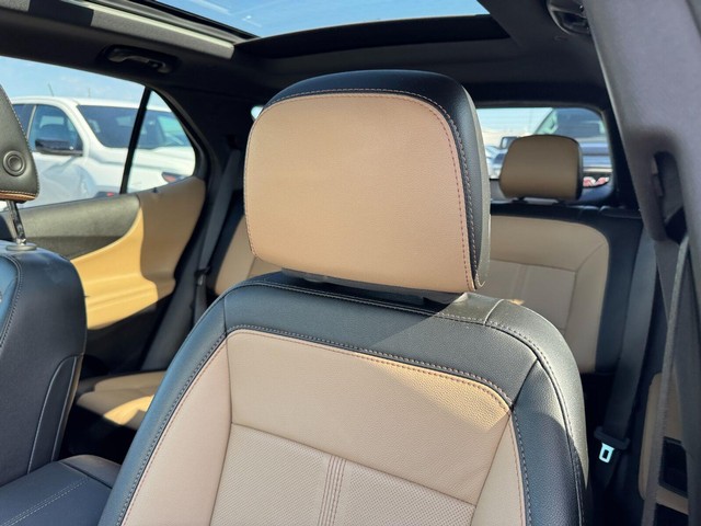 Chevrolet Equinox Vehicle Full-screen Gallery Image 17