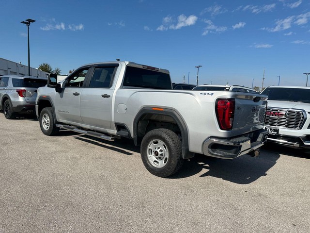 GMC Sierra 2500HD Vehicle Full-screen Gallery Image 10