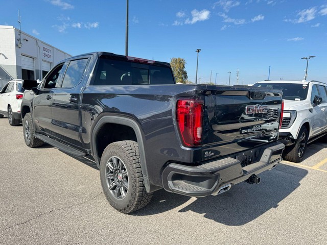 GMC Sierra 1500 Vehicle Full-screen Gallery Image 11