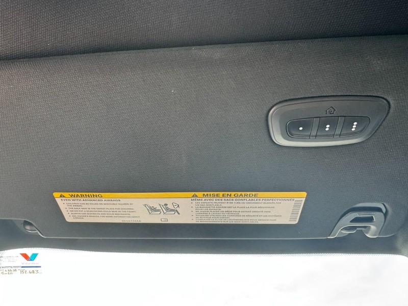Ram 1500 Vehicle Full-screen Gallery Image 28