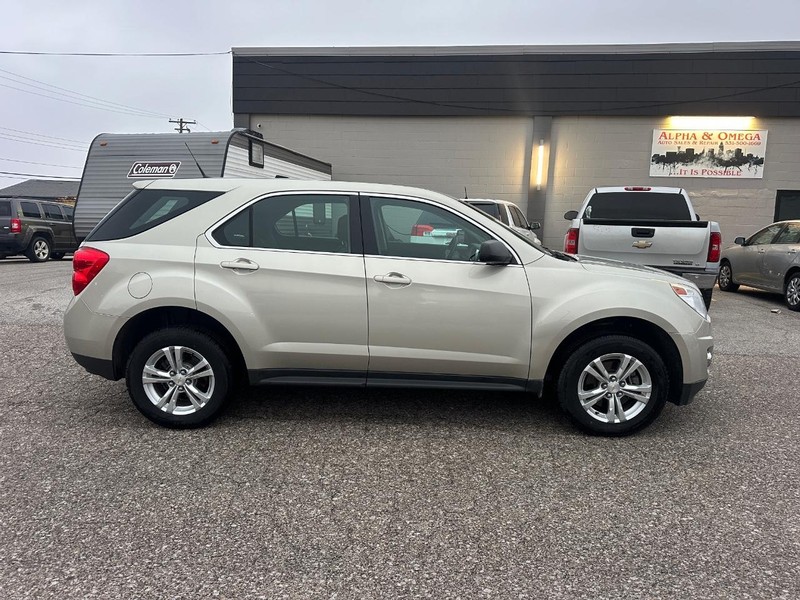 Chevrolet Equinox Vehicle Full-screen Gallery Image 05