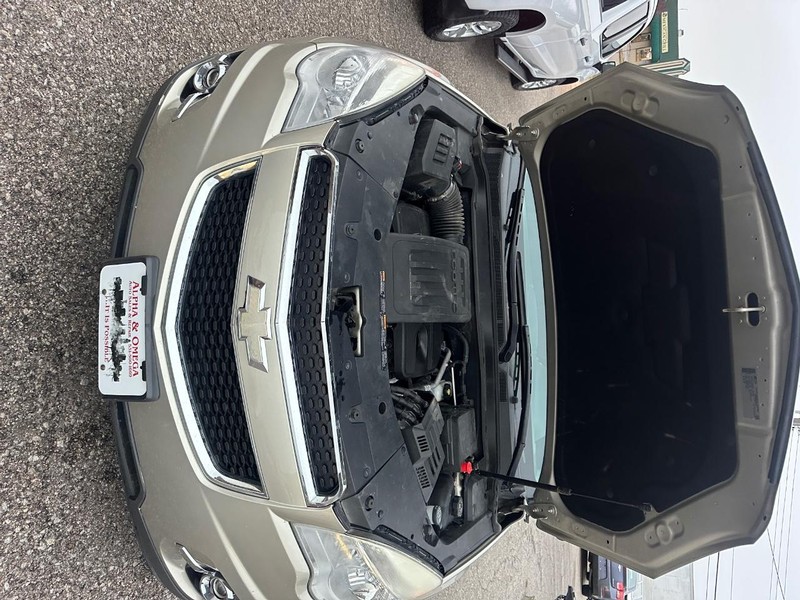 Chevrolet Equinox Vehicle Full-screen Gallery Image 15