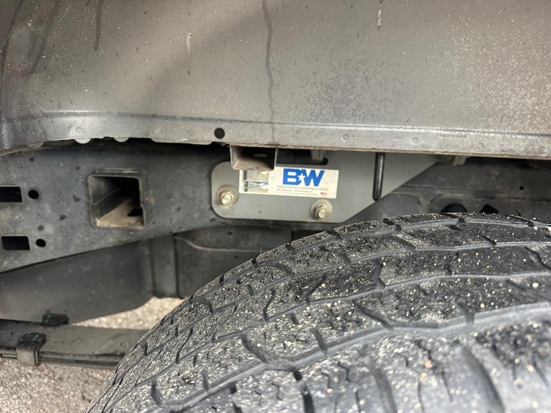 Ford F-150 Vehicle Full-screen Gallery Image 12