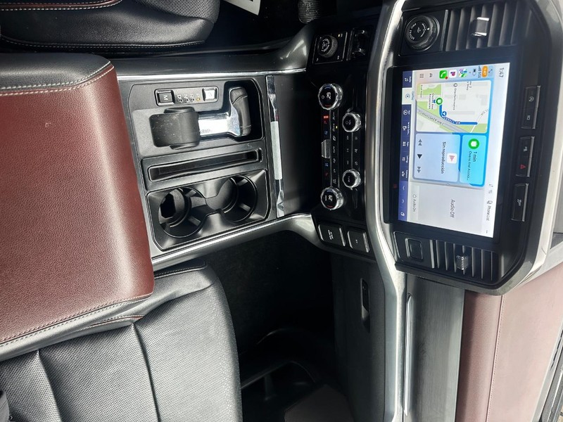 Ford F-150 Vehicle Full-screen Gallery Image 22