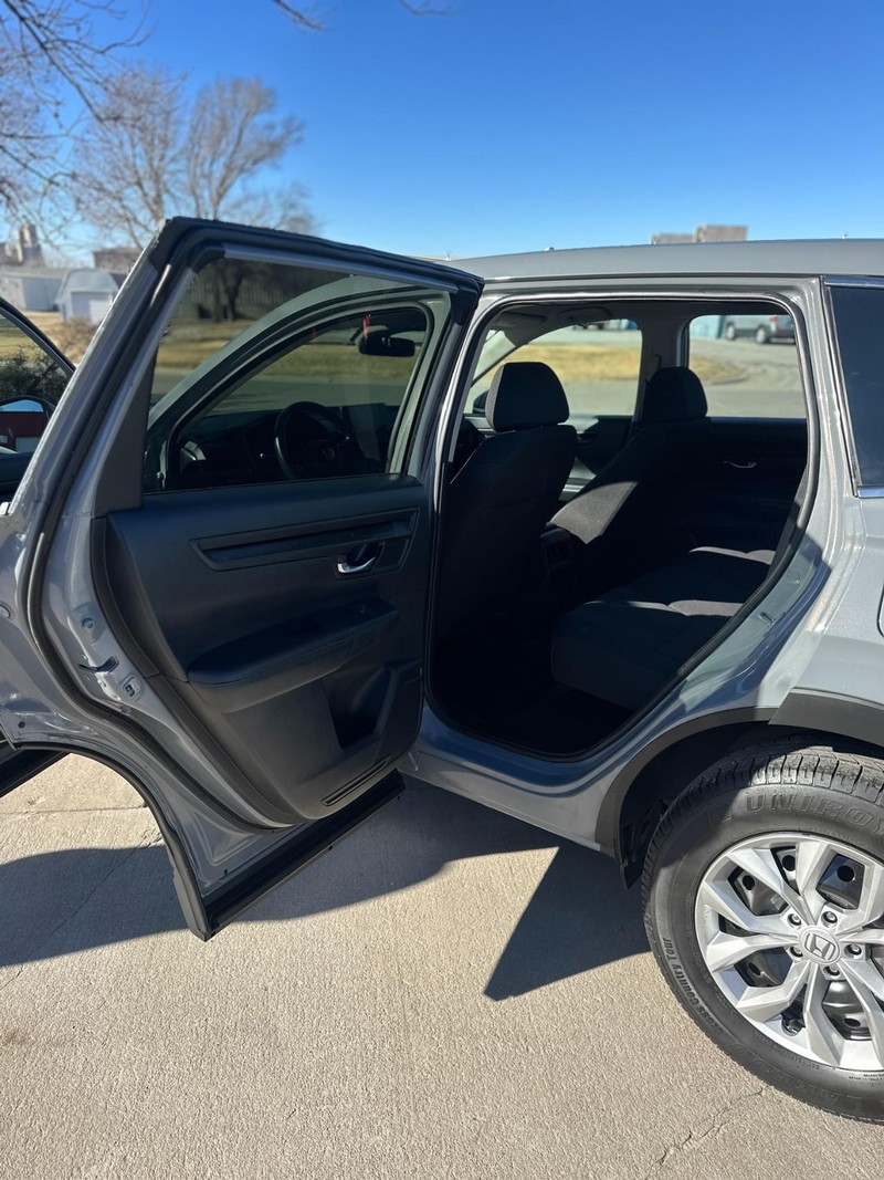 Honda CR-V Vehicle Full-screen Gallery Image 10