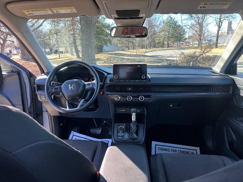 Honda CR-V Vehicle Full-screen Gallery Image 11