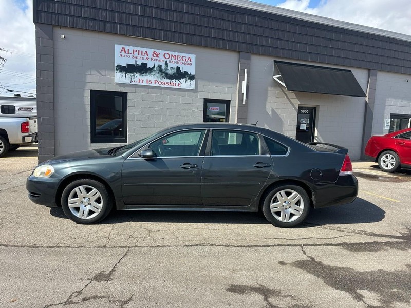 Chevrolet Impala Limited Vehicle Full-screen Gallery Image 08