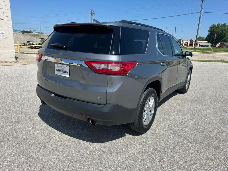 Chevrolet Traverse Vehicle Full-screen Gallery Image 07