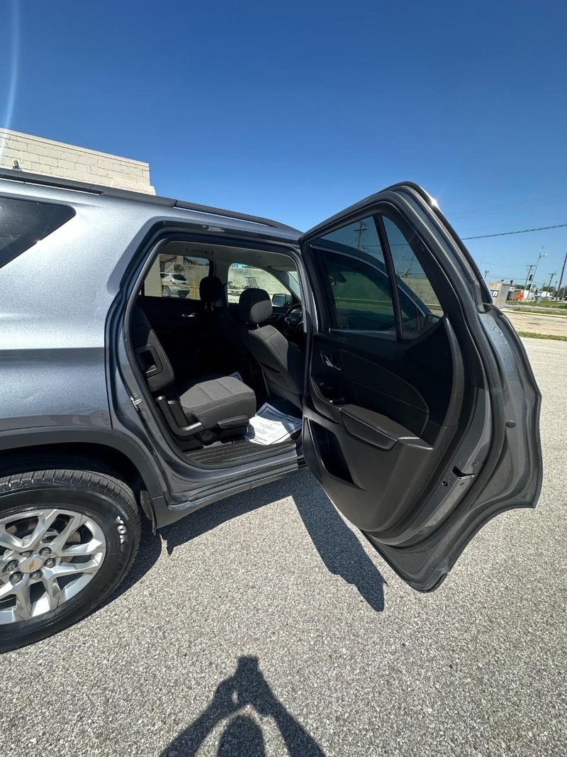 Chevrolet Traverse Vehicle Full-screen Gallery Image 14