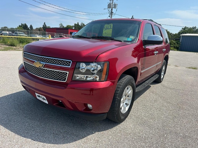 Chevrolet Tahoe Vehicle Full-screen Gallery Image 02