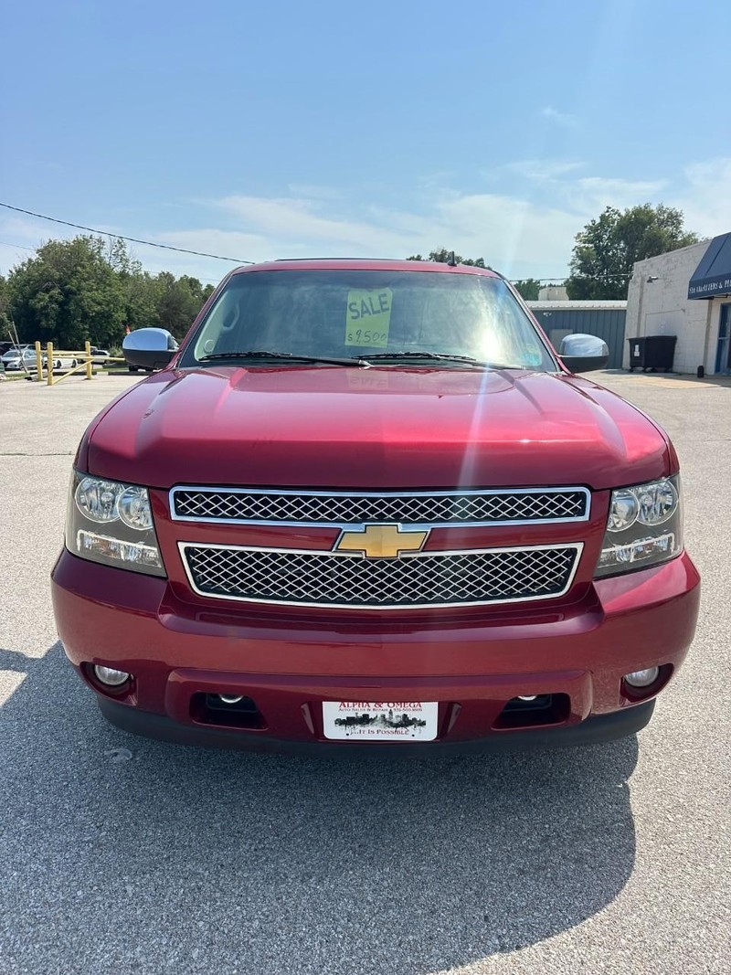 Chevrolet Tahoe Vehicle Full-screen Gallery Image 06