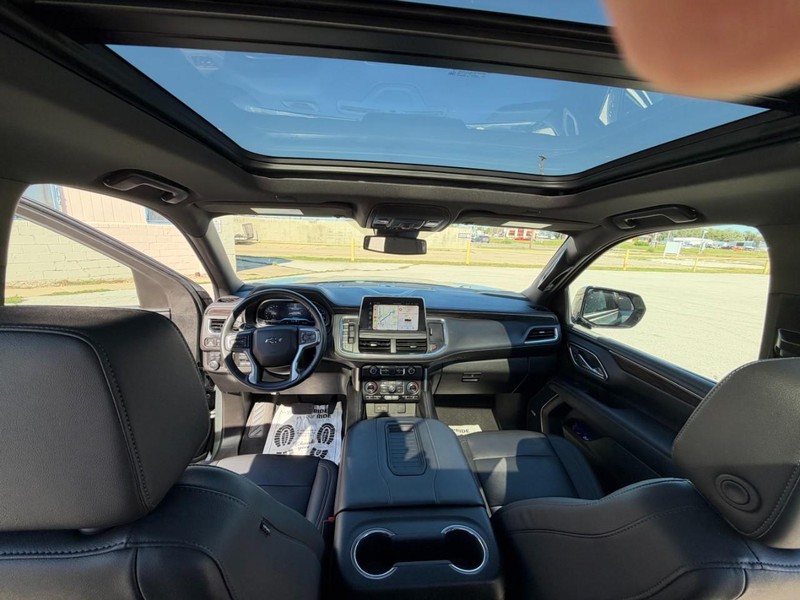 Chevrolet Tahoe Vehicle Full-screen Gallery Image 16
