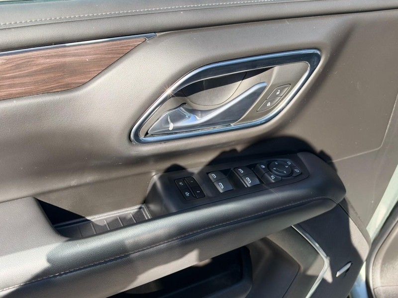 Chevrolet Tahoe Vehicle Full-screen Gallery Image 22