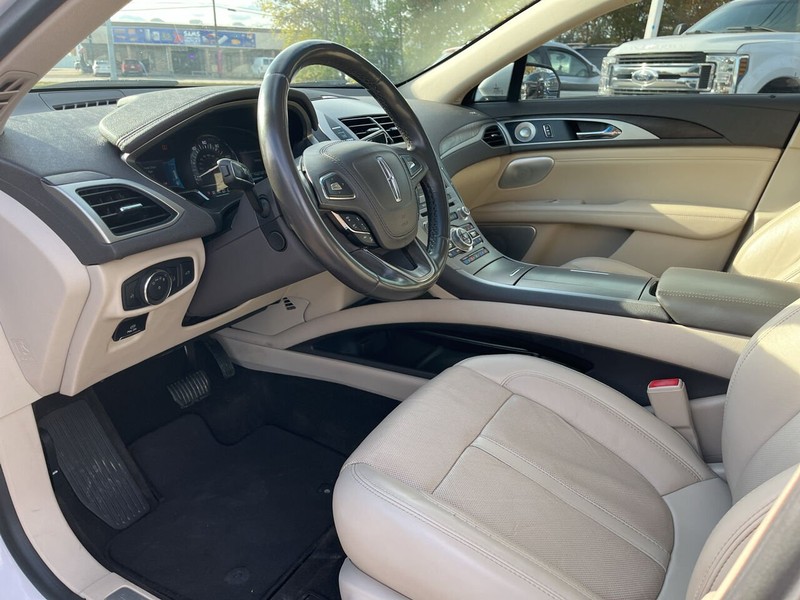 2019 Lincoln MKZ Hybrid Reserve II photo