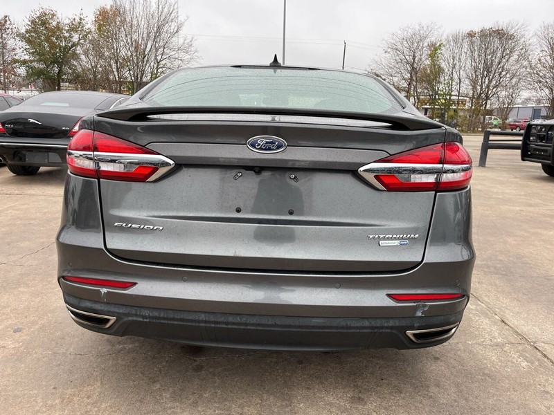 2020 Ford Fusion Titanium photo