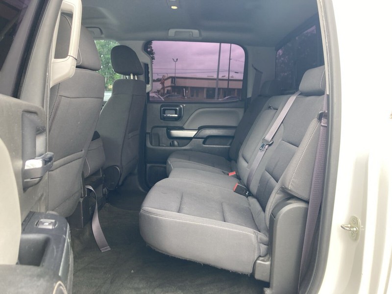 2017 Chevrolet Silverado 1500 LT 4x2 4dr Crew Cab 5.8 ft. SB photo
