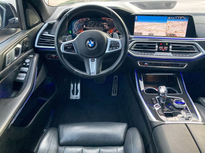 2019 BMW X7 xDrive40i photo