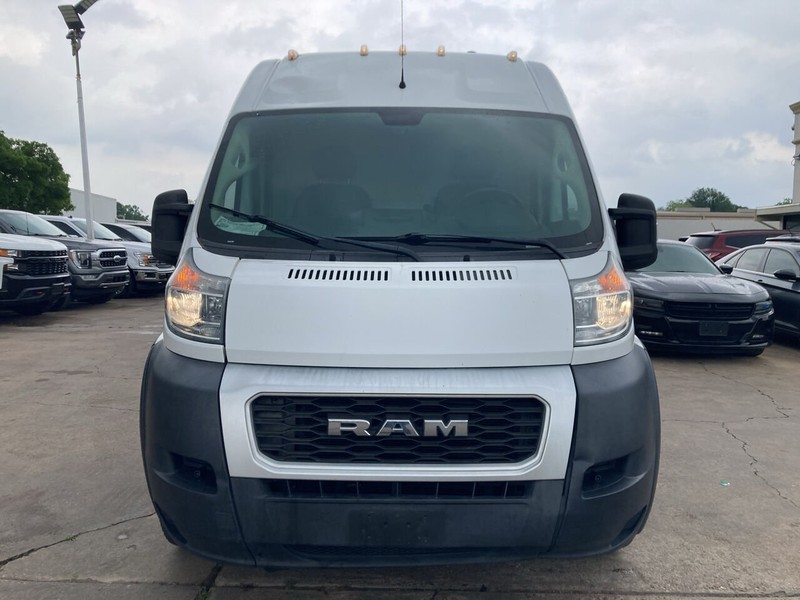 Ram ProMaster Cargo Van Vehicle Image 03