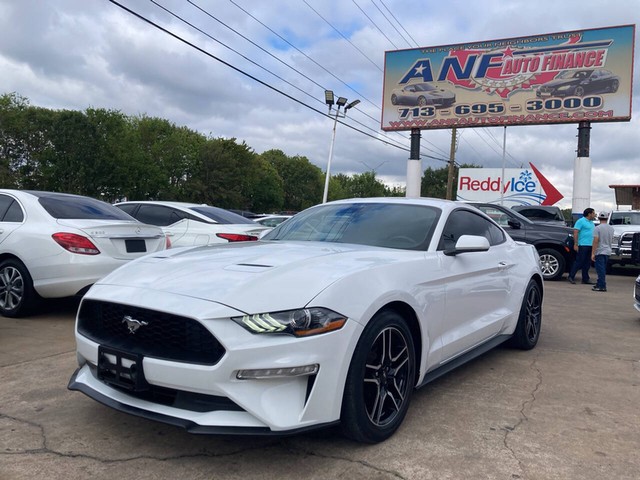 more details - ford mustang