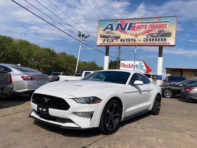 more details - ford mustang