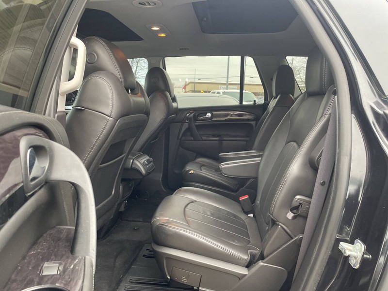 Buick Enclave Vehicle Image 08