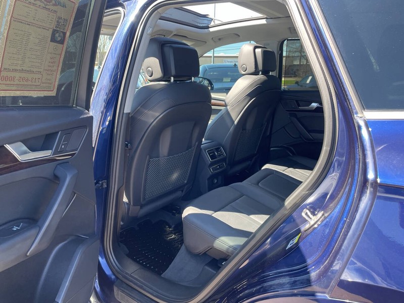 Audi Q5 Vehicle Image 13