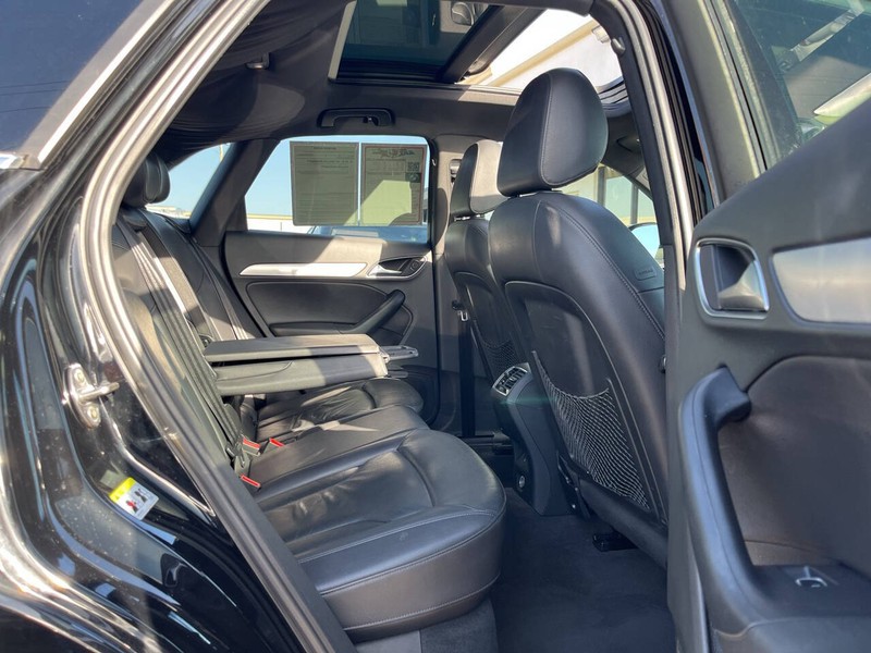 Audi Q3 Vehicle Image 09