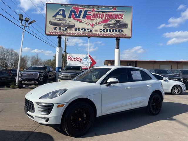 more details - porsche macan