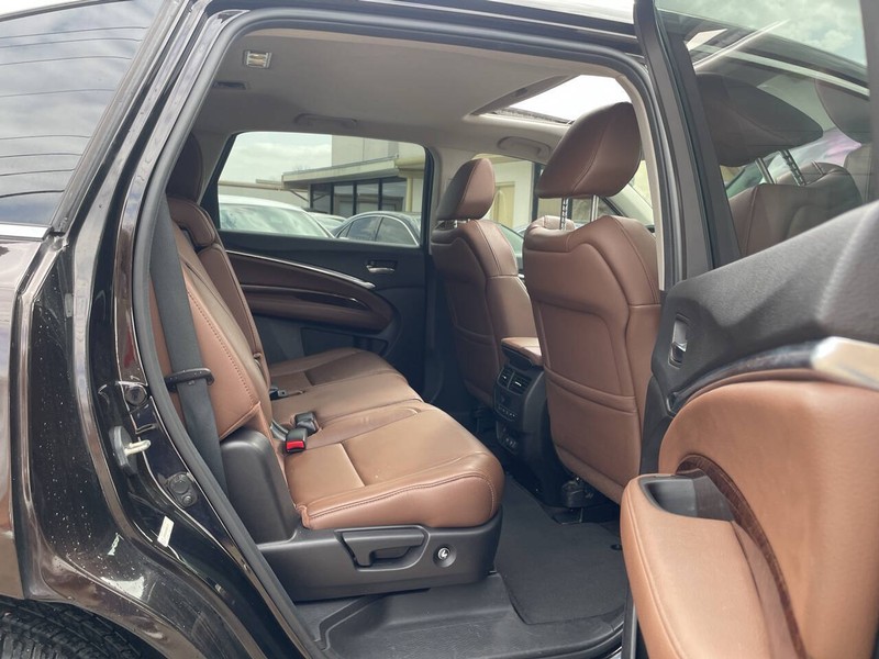 Acura MDX Vehicle Image 12