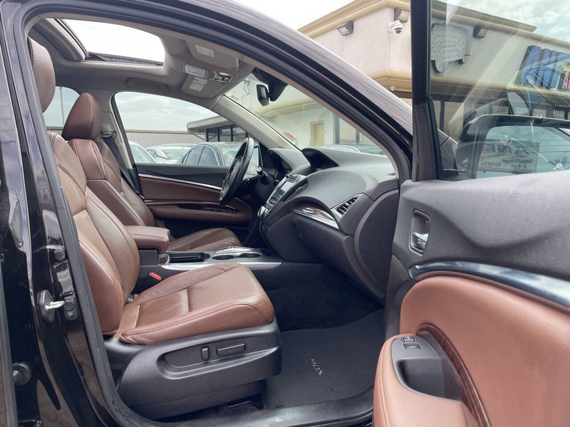 Acura MDX Vehicle Image 14
