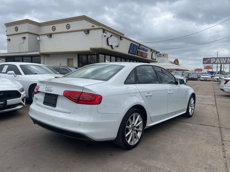 Audi A4 Vehicle Image 05