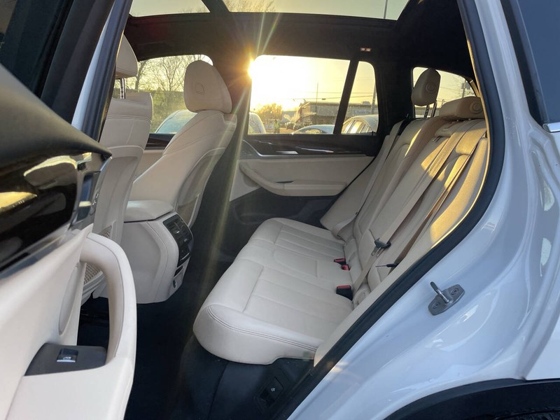 BMW X3 Vehicle Image 08