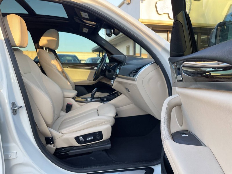 BMW X3 Vehicle Image 10