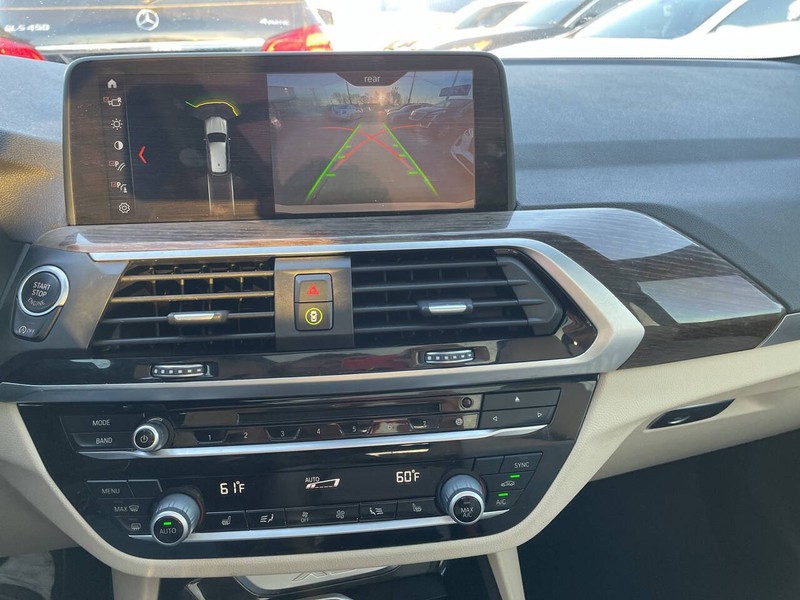 BMW X3 Vehicle Image 11