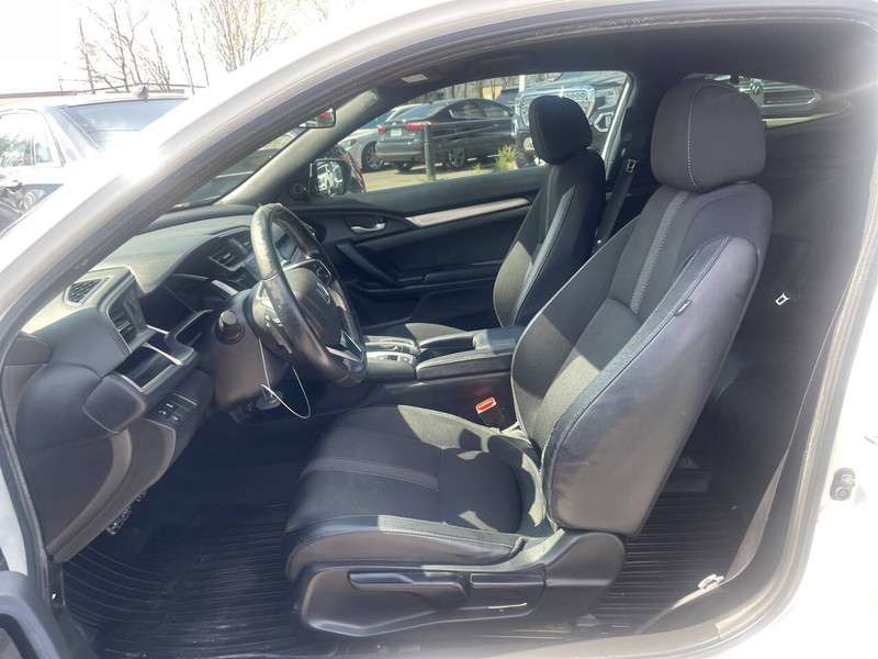 Honda Civic Coupe Vehicle Image 07