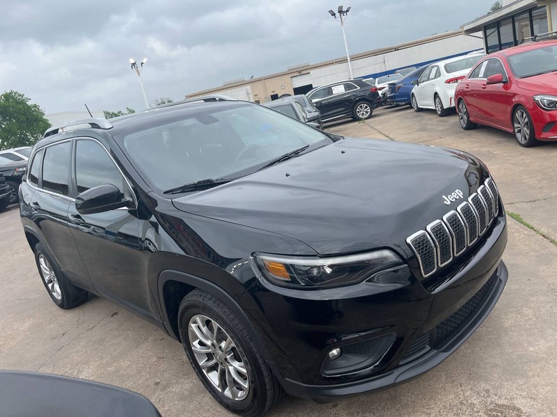 Jeep Cherokee Vehicle Image 02