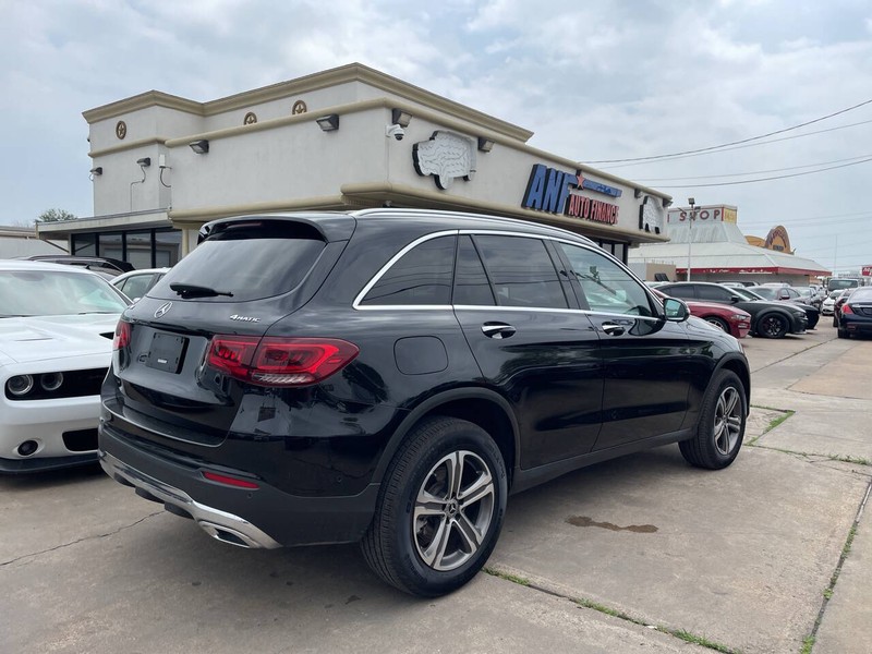 Mercedes-Benz GLC Vehicle Image 05