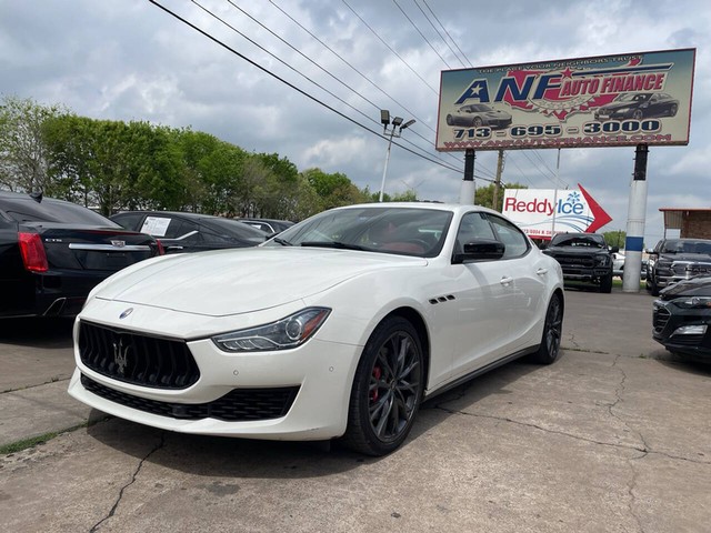 more details - maserati ghibli
