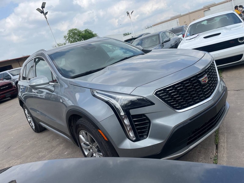 Cadillac XT4 Vehicle Image 02