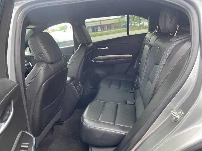 Cadillac XT4 Vehicle Image 16