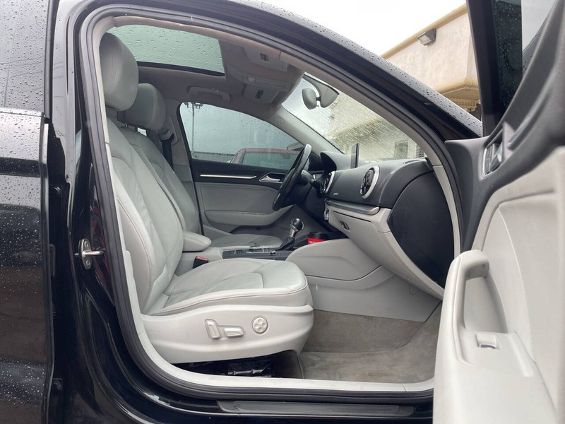 Audi A3 Vehicle Image 10
