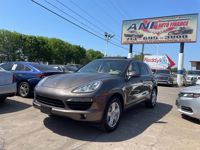 more details - porsche cayenne