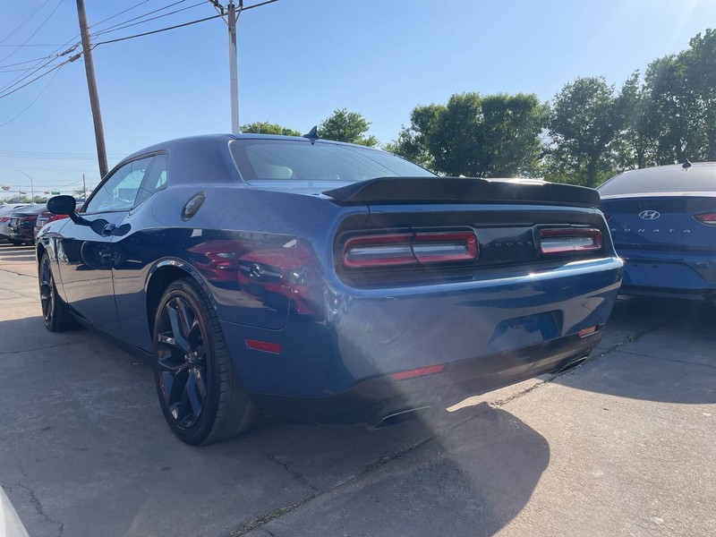 Dodge Challenger Vehicle Image 03