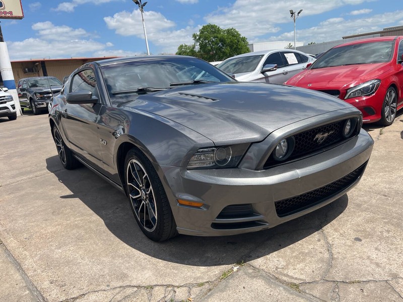 Ford Mustang Vehicle Image 10