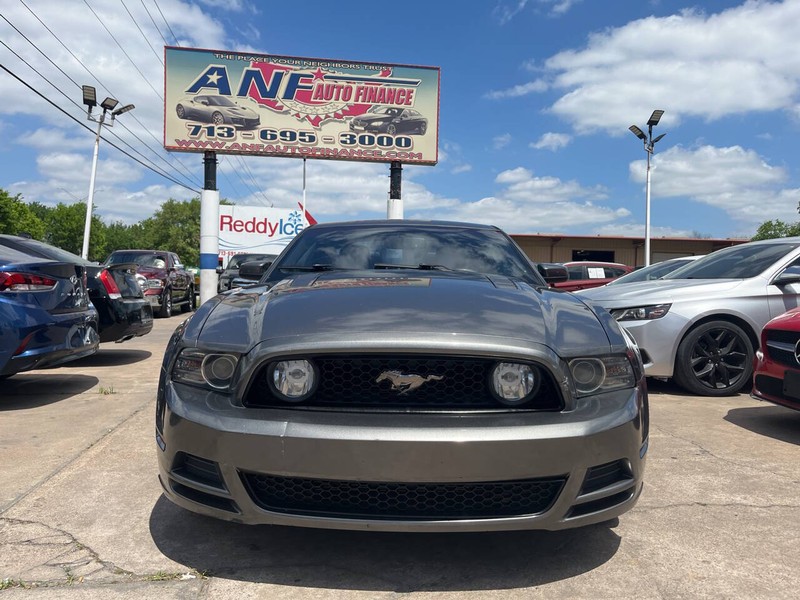 Ford Mustang Vehicle Image 11